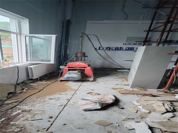 营山地基基础下沉墙体裂缝加固注浆顶升施工